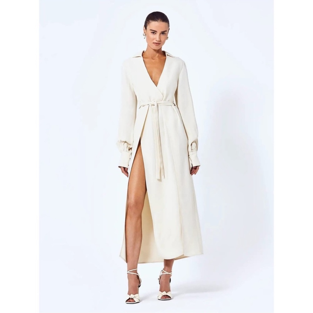 Alexis Ivory Shey Satin Side Slits Crepe Style‎ V-Neckline Dress size S
